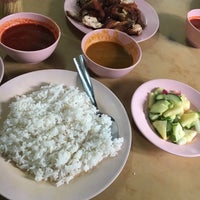 Fotos Em Nasi Ayam Goreng Dapur Kayu 15 Dicas De 682 Clientes Foto Tirada No A Nasi Ayam Goreng Dapur Kayu Por Aizat N Em