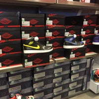 nike outlet pcb