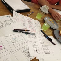 Photo taken at L&amp;#39;AntiCafé by Yin-Ho C. on 10/24/2013