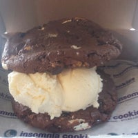 insomnia cookies delivery broad ripple