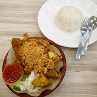 Dapur Penyet Mydin Mall Das Foto Wurde Bei Dapur Penyet Von Ain B Am 10 16 2016
