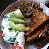 Photo taken at Bubby&amp;#39;s by Kris on 10/6/2012