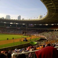 Stadion Utama  Gelora  Bung  Karno  GBK Jakarta Pusat 