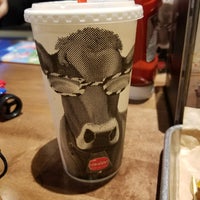 Photo taken at MOOYAH Burgers, Fries &amp; Shakes by Jay D. on 1/10/2018