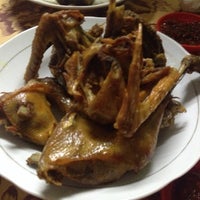 Ayam Goreng & Sop Buntut Yansen