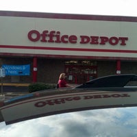 Office depot shreveport Office Depot is classified under office supplies stores and has been in business for 10 or more years. With an annual income of $ to 5 million this business employs 20 to 49 associates. Office Depot is a public business and is considered small. Office Depot is located in Shreveport, LA.
