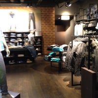Esprit Store - Zeil - Frankfurt am Main, Hessen Esprit Store - Zeil - Frankfurt am Main, Hessen