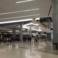 United Airlines - Airport Terminal in San Francisco