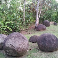 Parque De Las Esferas - Palmar Sur, Puntarenas