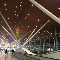 Photo taken at Kuala Lumpur International Airport (KUL) by Esprit noir d. on 7/3/2013