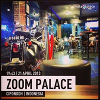 ZOOM Palace cafe and resto