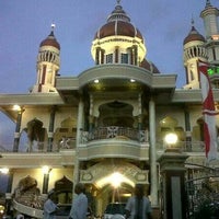 Masjid jami nurul islam pondok randu cengakreng