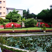 Taman Kebun Bunga & Museum Tjong Yong Hian (???)