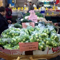 Photo taken at Hong Kong Supermarket 香港超級市場 by Jeff S. on 4/29/2013