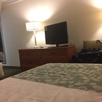 Photo taken at La Quinta Inn &amp; Suites Seattle Sea-Tac Airport by Sherry on 8/16/2017