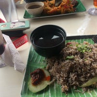 Restoran Dapur Sarawak Comfort Food Restaurant Photo Taken At Restoran Dapur Sarawak By Hafiz K On 12 16 2017