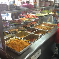 Photo taken at Restoran Sri Brinchang by EmiliyaM on 6/21/2013