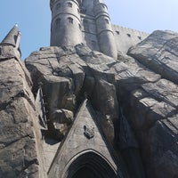 Photo taken at Harry Potter and the Forbidden Journey by Beatriz MM on 3/30/2018