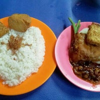 Nasi Uduk Transito Lampu Merah