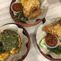 Dapur Penyet Mydin Mall Das Foto Wurde Bei Dapur Penyet Von Neyrahz Am 9 25 2016 Aufgenommen