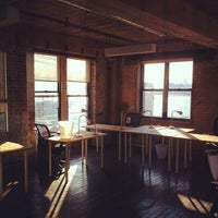 Green Desk Coworking E In Greenpoint Photo Taken At Green Desk By Jesse S On 12 28 2017