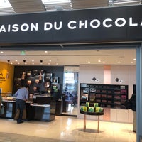 Résultat de recherche d'images pour "maison du chocolat aeroport charles de gaulle"