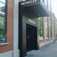 showroom moncler milano showroom moncler milano