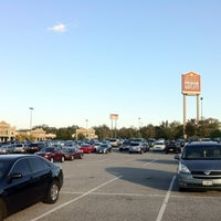 Photo taken at Hagerstown Premium Outlets by RJ D. on 10/6/2012