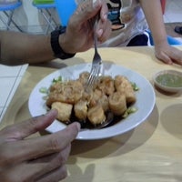 Foodcourt Pasar segar cinere