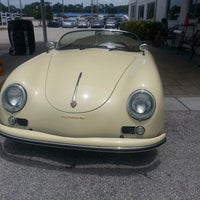 Lokey Volkswagen Auto Dealership