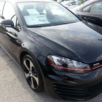 Lokey Volkswagen Auto Dealership