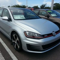 Lokey Volkswagen Auto Dealership