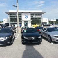 Lokey Volkswagen Auto Dealership