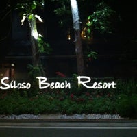 Photo taken at Siloso Beach Resort by H.D. H. on 4/4/2013