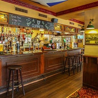 Mr Pickwick Pub Zug Sports Bar
