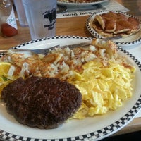 Salinas Black Bear Diner - 805 W Laurel Dr