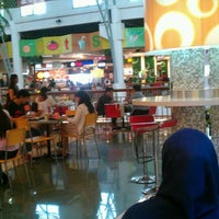 Food Court MKG 3