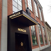 showroom moncler milano showroom moncler milano