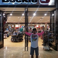 Buckle las vegas fashion show mall 92 Buckle las vegas fashion show mall 68