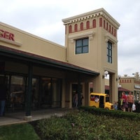Photo taken at Hagerstown Premium Outlets by Waleed A. on 9/2/2012