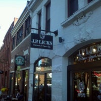 Photo taken at J.P. Licks by Jinie Y. on 10/8/2011