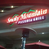 Photo taken at Smoky Mountain Pizzeria Grill by Jenn D. on 8/28/2011