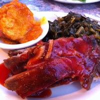 Photo taken at Sylvia&amp;#39;s Restaurant by Ben L. on 7/18/2011