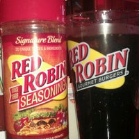 Photo taken at Red Robin Gourmet Burgers and Brews by Dave W. on 9/6/2011