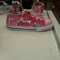 Famous Footwear Shoe In Anthem Photo Taken At Famous Footwear By Sonja H On 10 15 2011