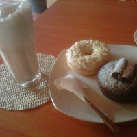Double Dipps Donuts & Coffee