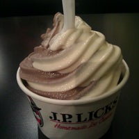 Photo taken at J.P. Licks by Loanie on 10/5/2011