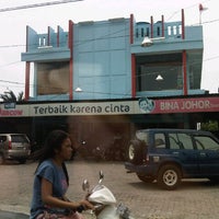 Gloria Swalayan Jl Jend Gatot Subroto Medan