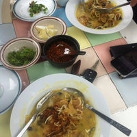 Photo taken at Feel Myanmar Food by Myat on 8/10/2012