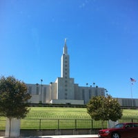 Photo taken at Los Angeles California Temple by Joel O. on 8/6/2012